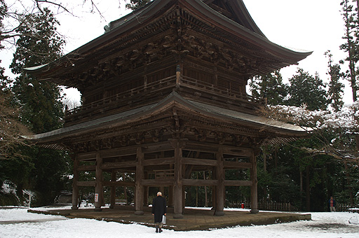 三門 円覚寺(121kb)