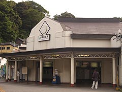 JR横須賀駅(12k) 