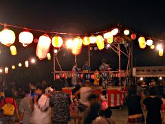 旧暦の盆踊り(12k) 