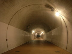 高島山トンネル(9k) 