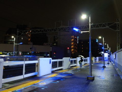 青色LEDの雨(19k) 